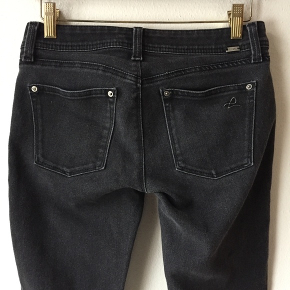 DL1961 Emma Legging Jeans in Onyx - Picture 6 of 12